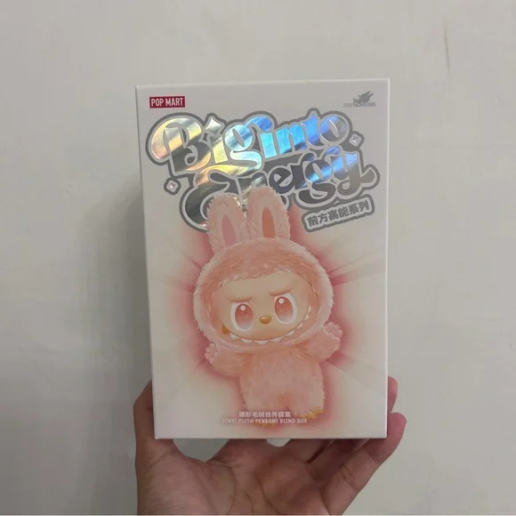 POP MART Labubu Big Into Energy Vinyl Pendant SEALED BOX BRAND NEW - Picture 3 of 7